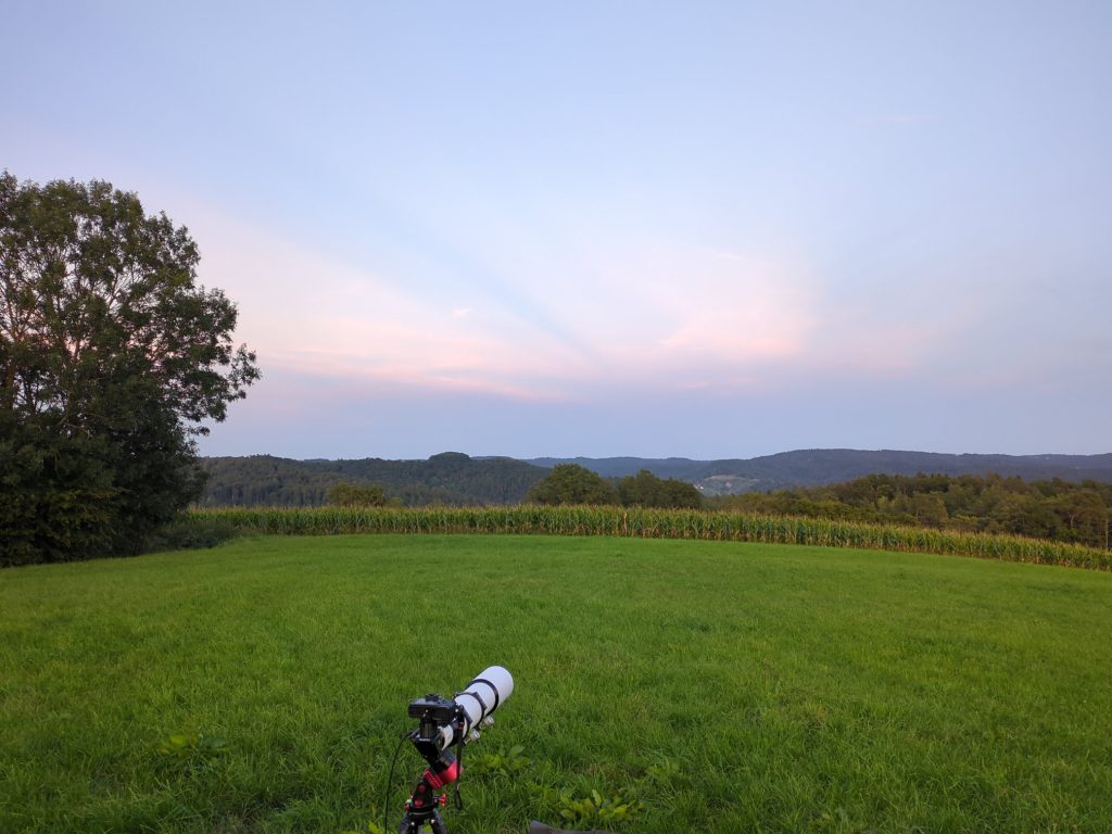 Dunst verwehrt den Blick auf den Mondaufgang